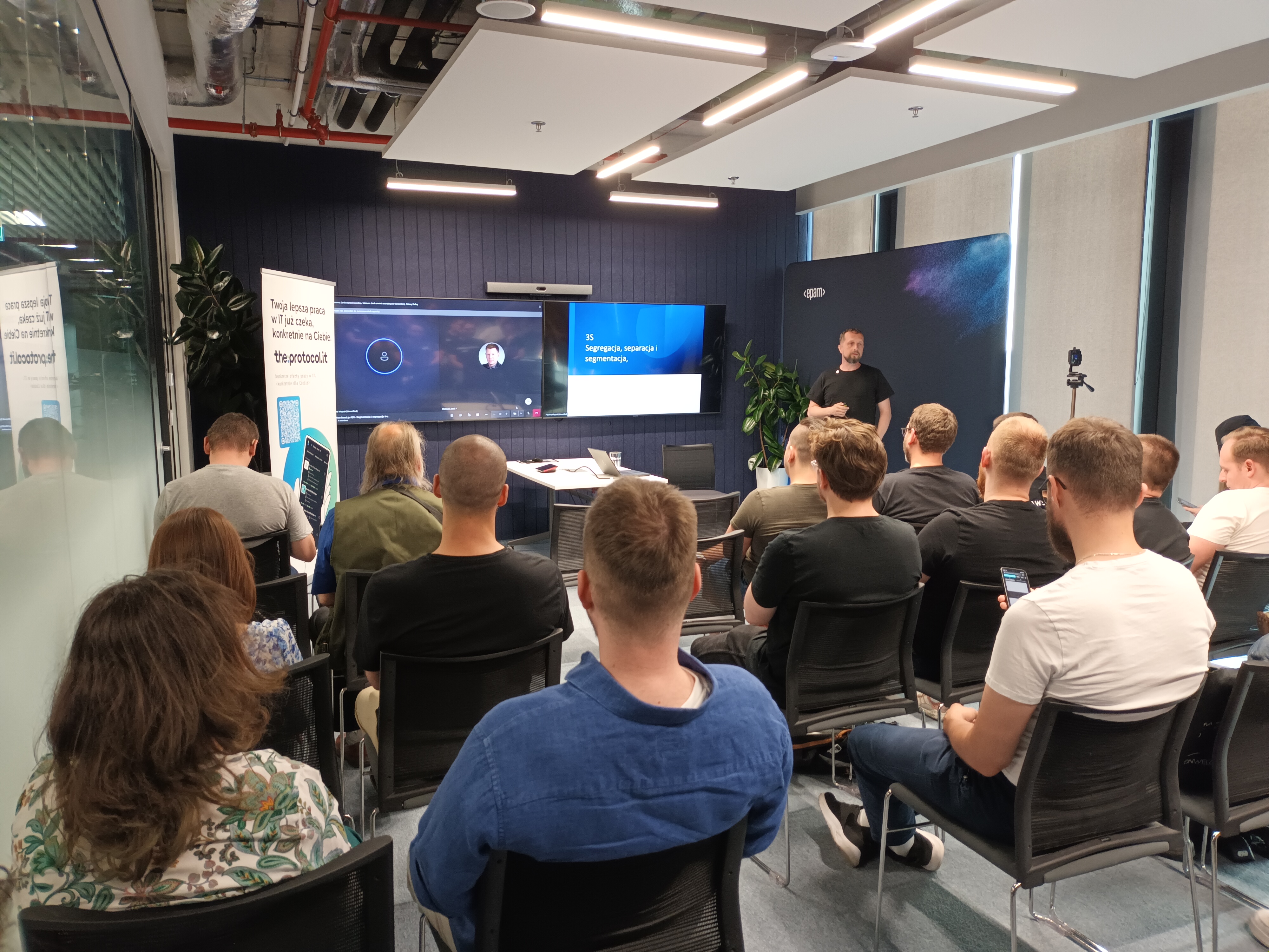 LLM pod kontrolą oraz PQC na MeetUpie w Katowicach!