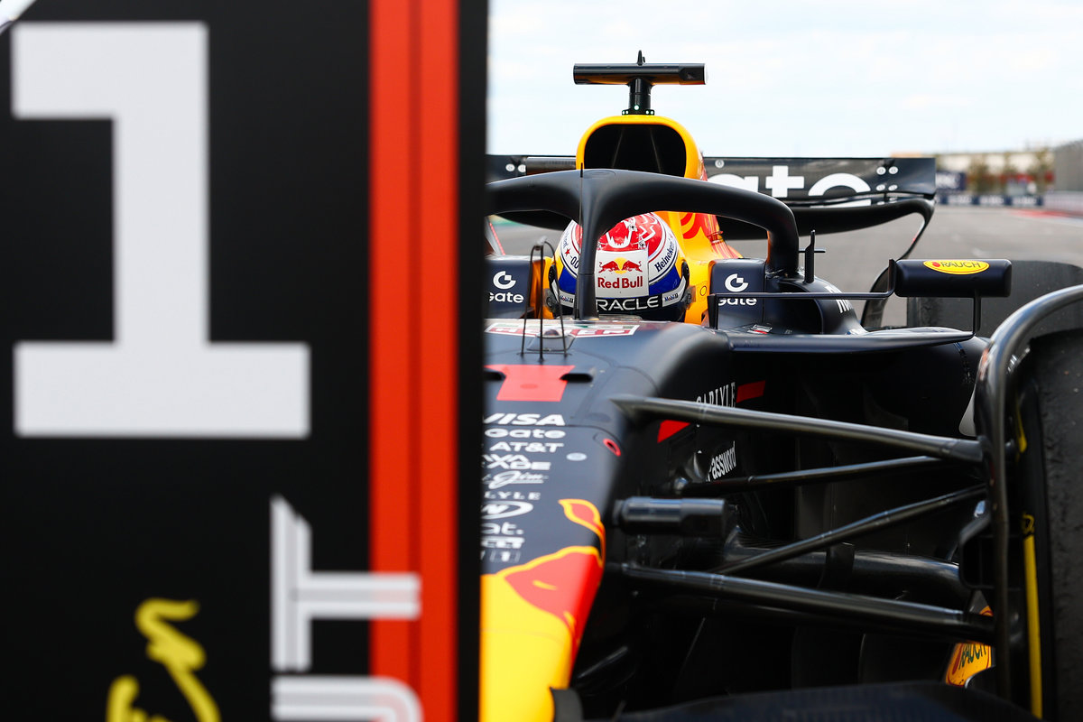 Verstappen zdobywa pole position w Austin, Piastri szósty