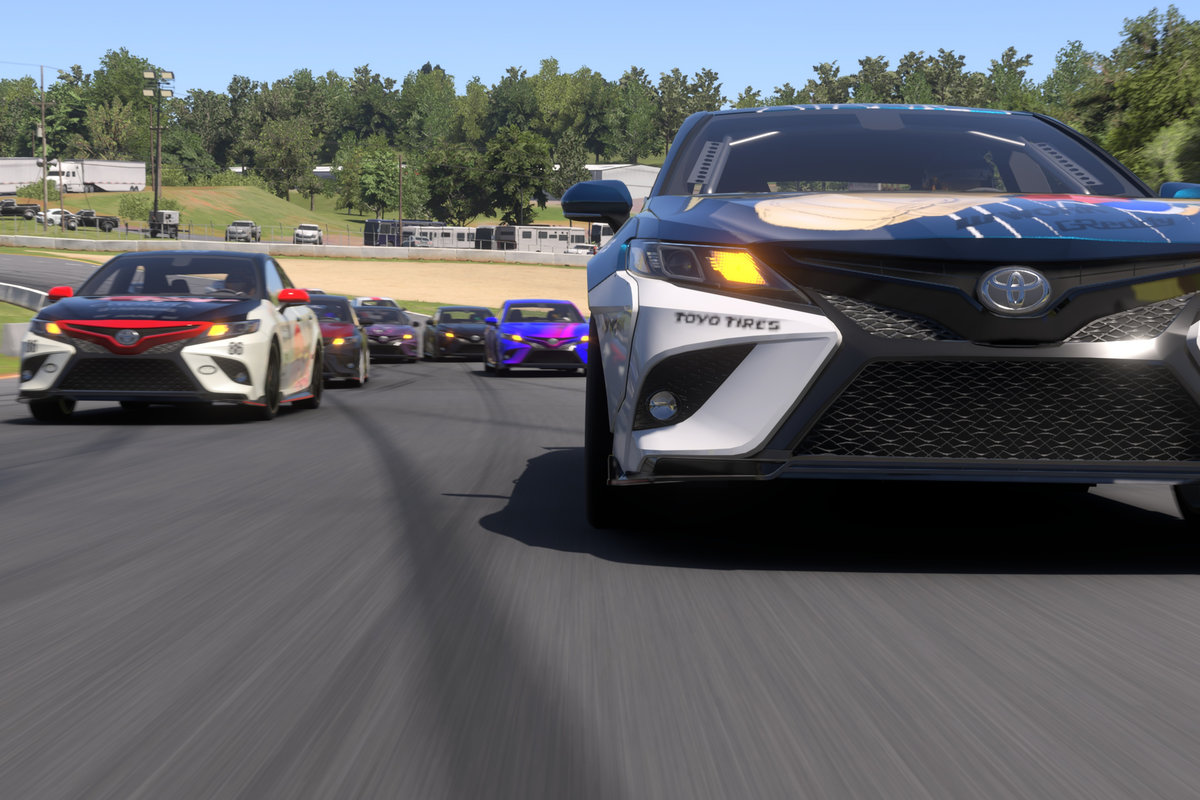Rozpoczęła się walka w TOYOTA GR CUP DIGITAL 2025