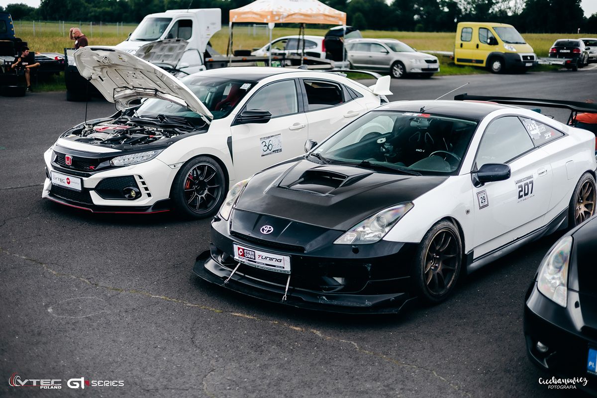 Komplet zgłoszeń na czwartą rundę VTEC Cup