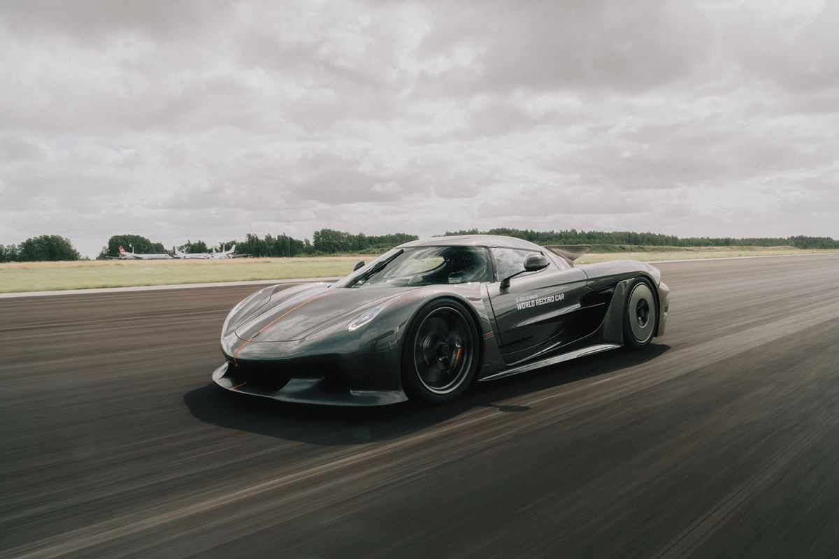 Koenigsegg odzyskuje rekord 0-400-0 km/h – Jesko Absolut pokonuje Rimaca Neverę