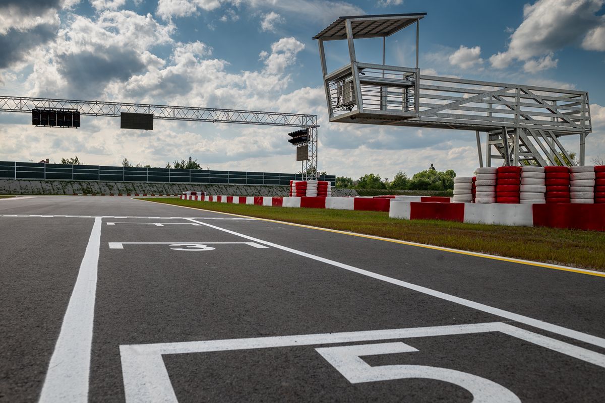 Nowy tor już przeszkadza mieszkańcom. Autodrom Biłgoraj na celowniku radnego