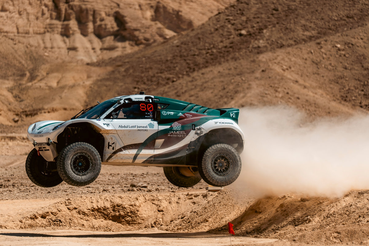 Zacięte pojedynki i zmiana lidera – Jameel Motorsport na czele po drugim dniu Extreme H World Cup