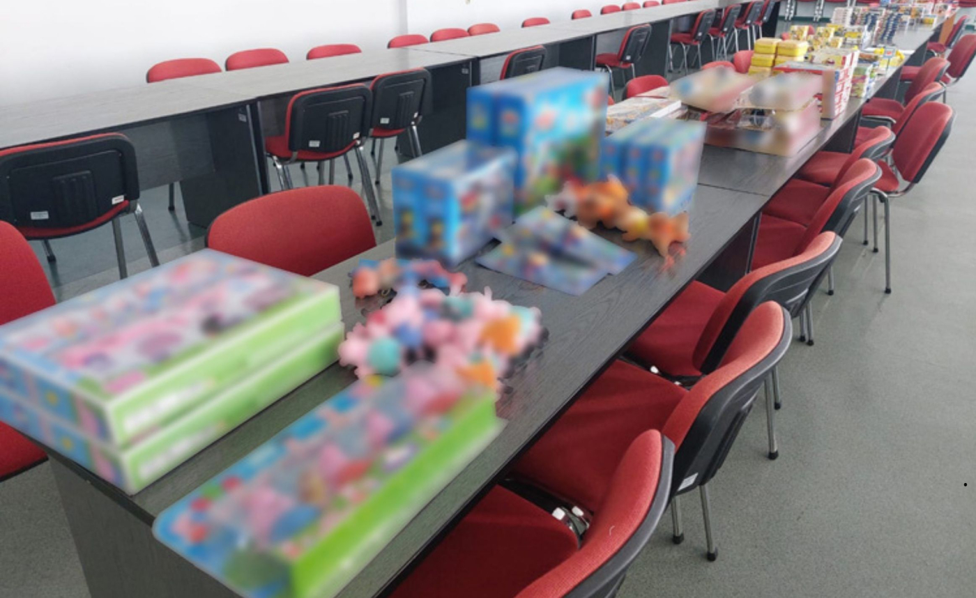 Sprzedawali podróbki w dwóch sklepach w Gorzowie. Zatrzymano towar wart 320 tys. zł