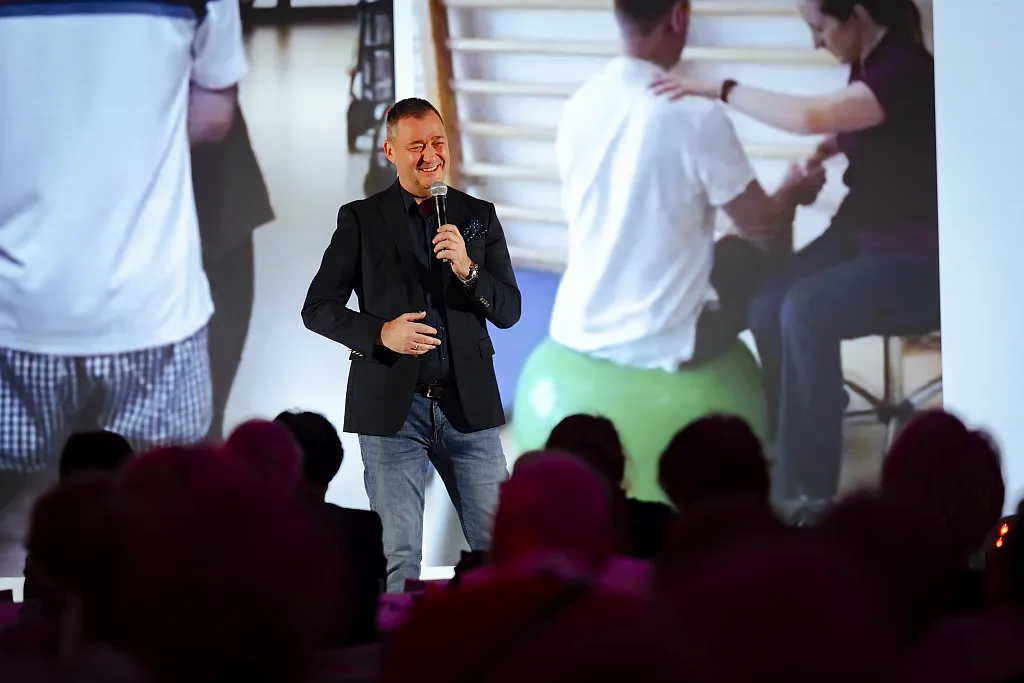 Chorzy po udarze potrzebują empatii