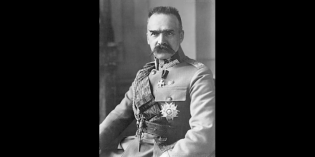 Józef Piłsudski – wielki nieobecny