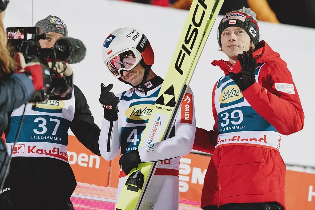 Inauguracja Pucharu Świata 2025/2026 w skokach narciarskich w Lillehammer