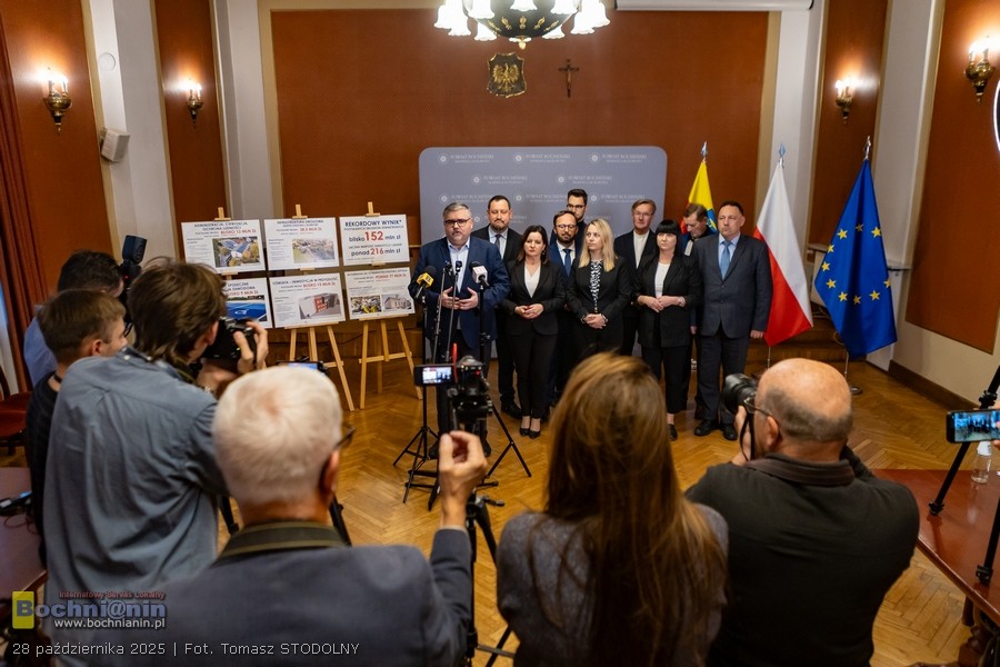 Powiat Bocheński pochwalił się rekordowym wynikiem – 152 mln zł pozyskanych środków w półtora roku – WIDEO