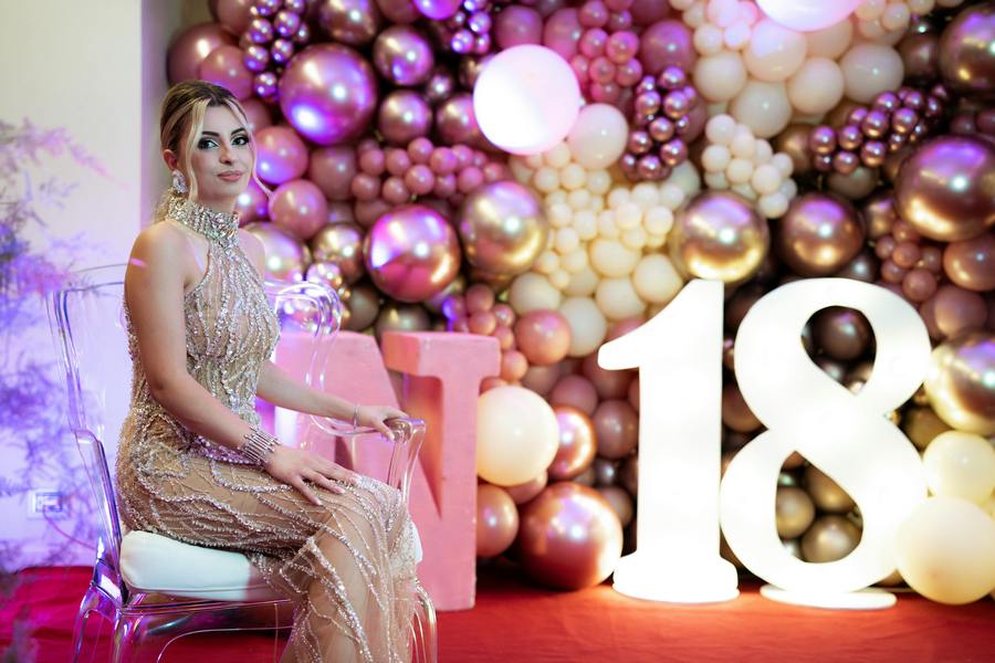 🔸 Osiemnastkowy podarunek – podaruj spełnienie marzeń!