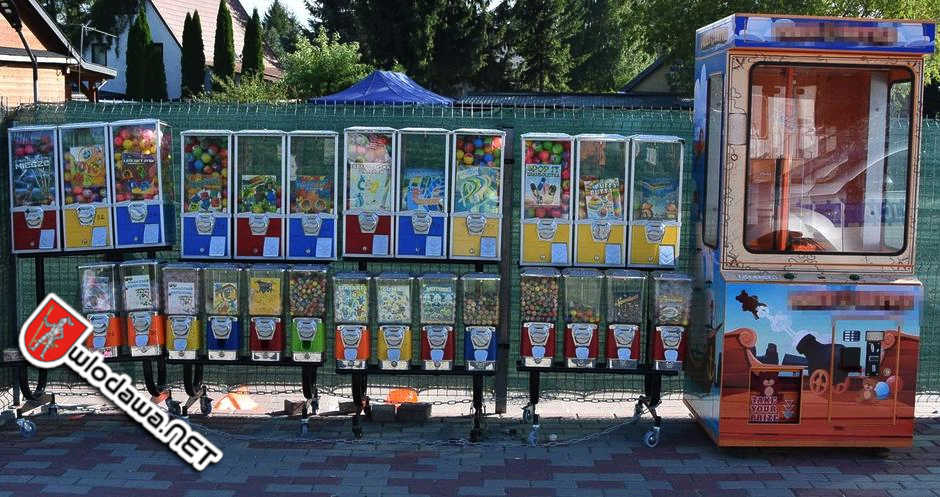 Okuninka: Gang włamywacze do automatów z kultami i bokserskiej gruchy ujęty