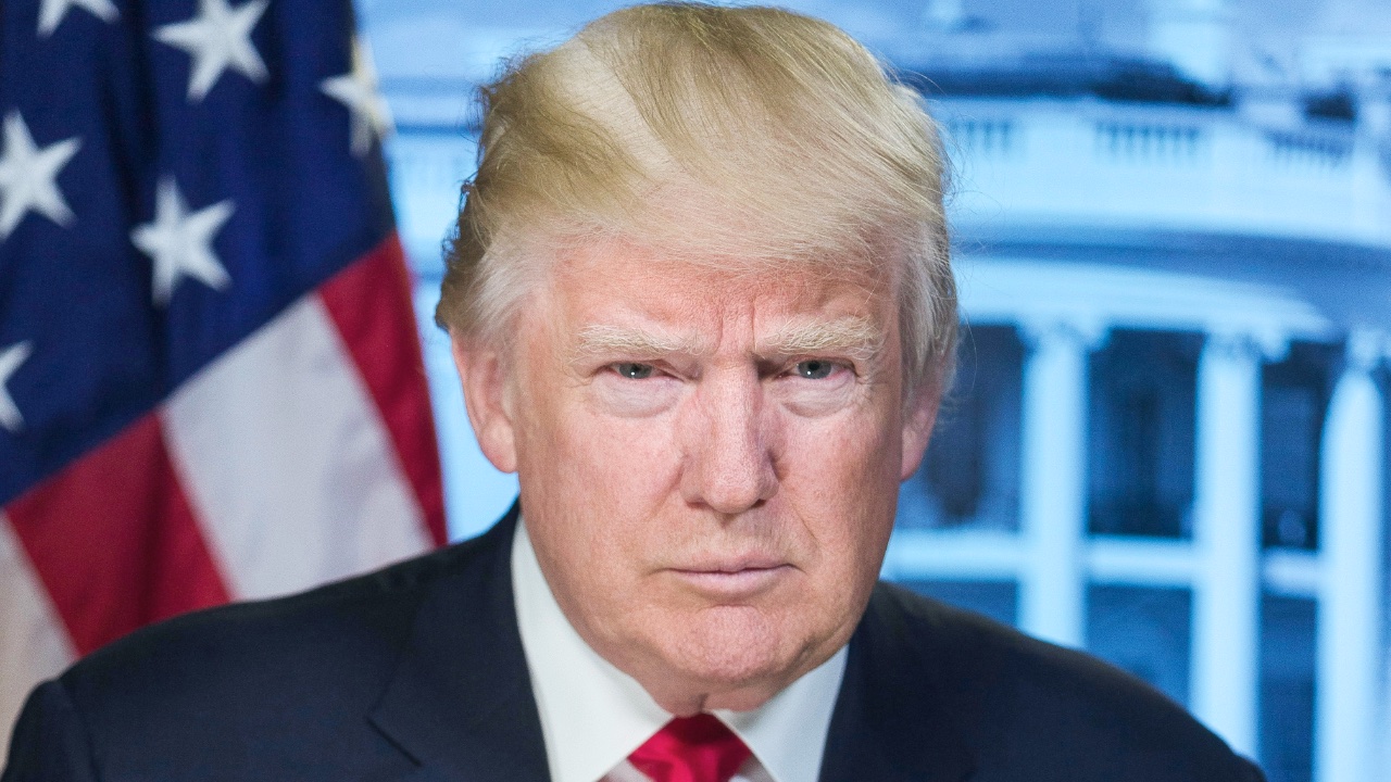 Trump grozi TSMC 100 proc. podatkiem. Cel? Powrót produkcji chipów do USA