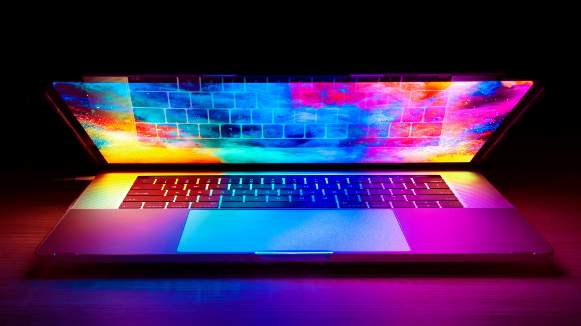 Rynek PC odbija, ale cła Trumpa mogą to zmienić