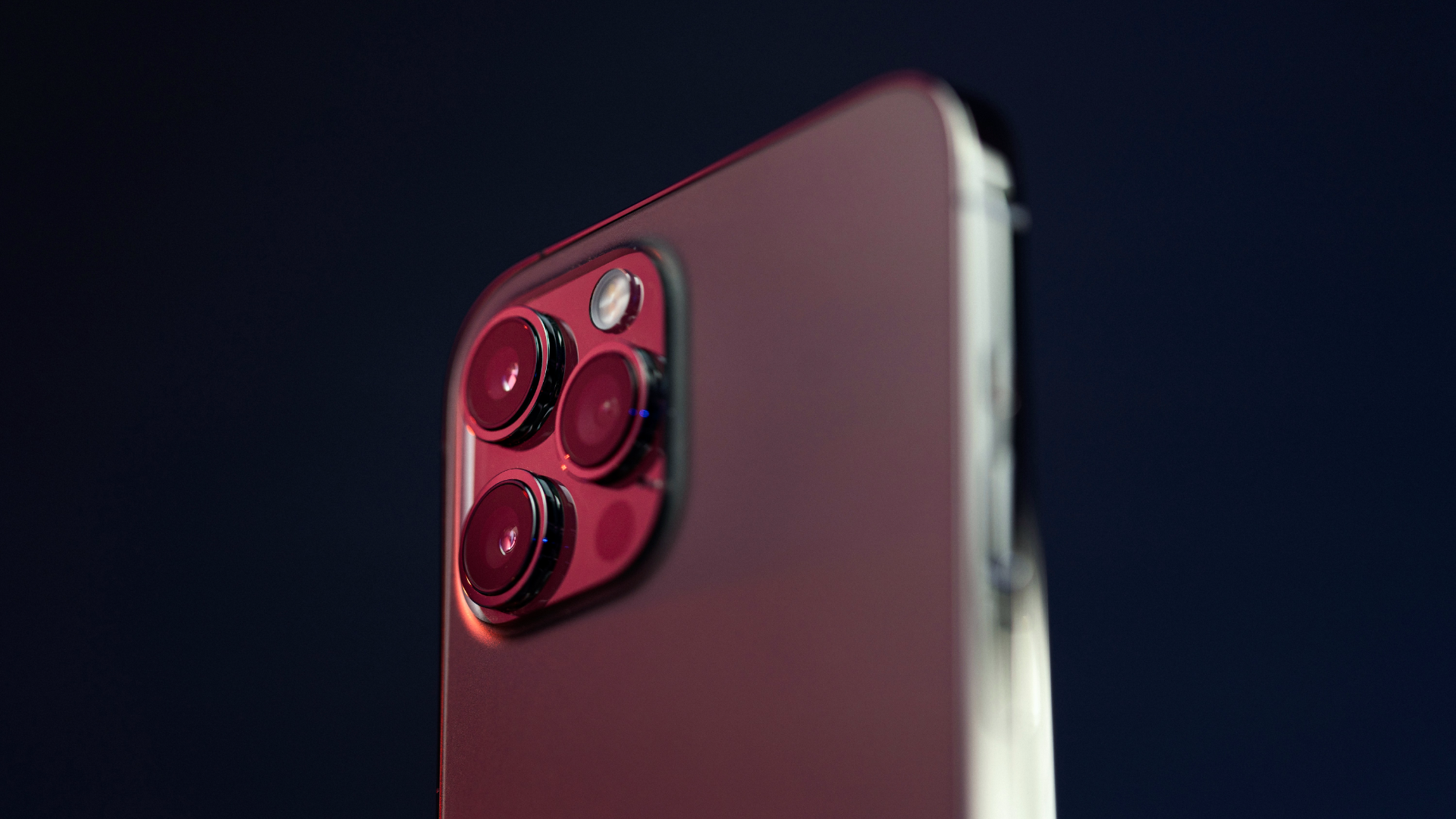 Apple traci tempo w Chinach – rynek telefonów przetasowuje siły