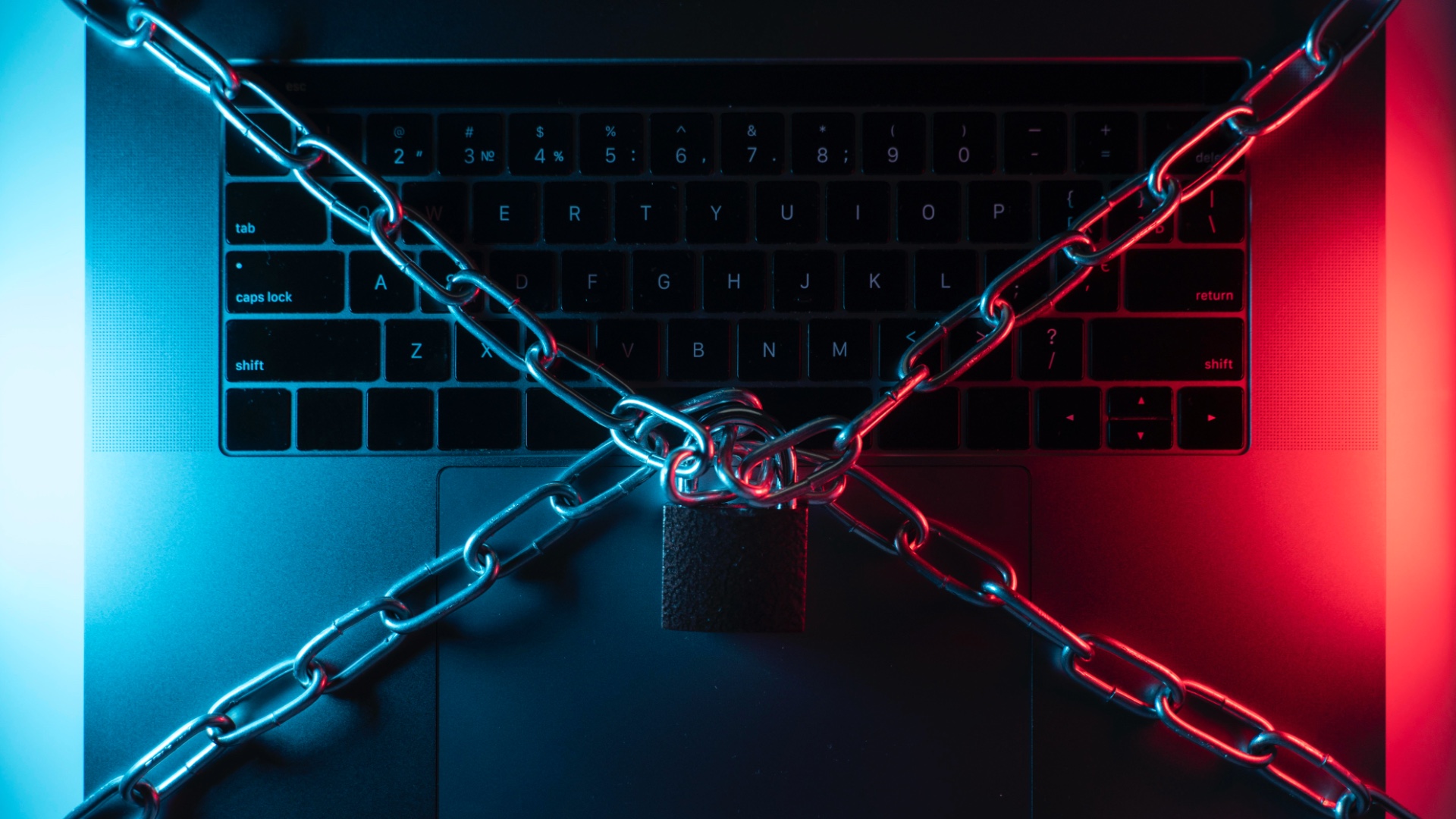 Cyberataki, sabotaż, szpiegostwo – Rosja testuje odporność cyfrową Europy