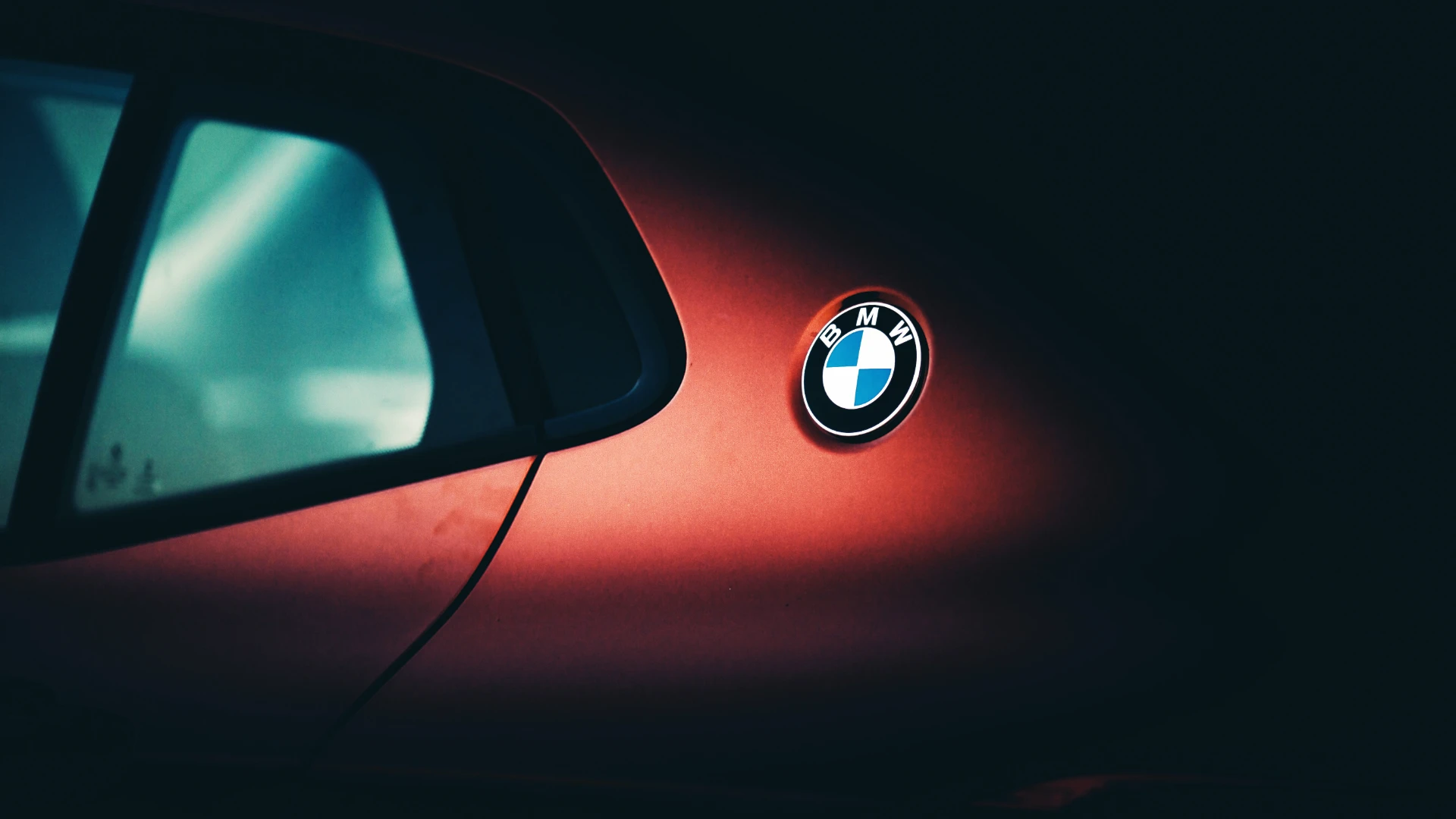 BMW stawia na chińską AI. DeepSeek wchodzi do kokpitu