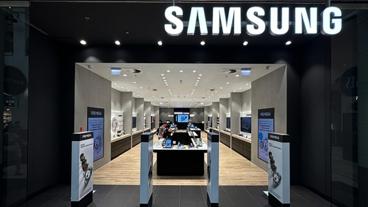 Samsung traci na chipach AI. Zysk operacyjny spada o 56% w II kwartale