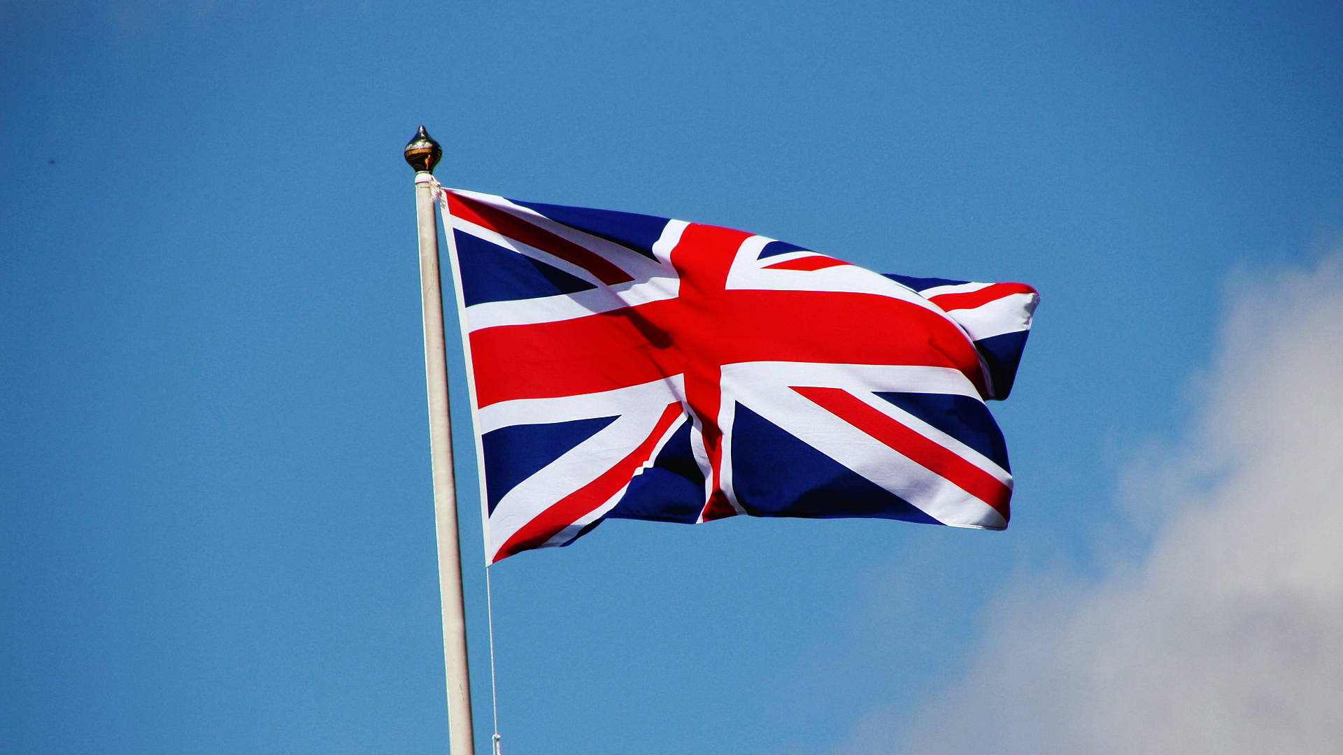 Brytyjski biznes łamie się pod naporem cyberataków. Rząd apeluje do firm