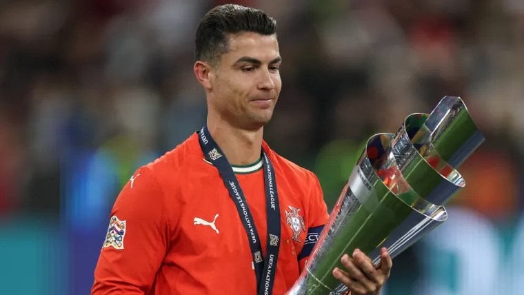 Była gwiazda Premier League twierdzi, iż marzenie Cristiano Ronaldo w 2026 roku „prawdopodobnie zakończy się łzami”