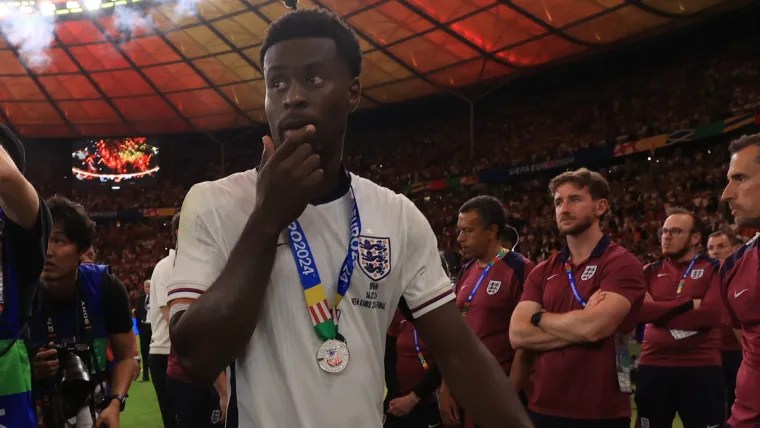 Dlaczego Marc Guehi nie dołączył do Liverpoolu? Upadek kapitana Crystal Palace za 35 mln funtów