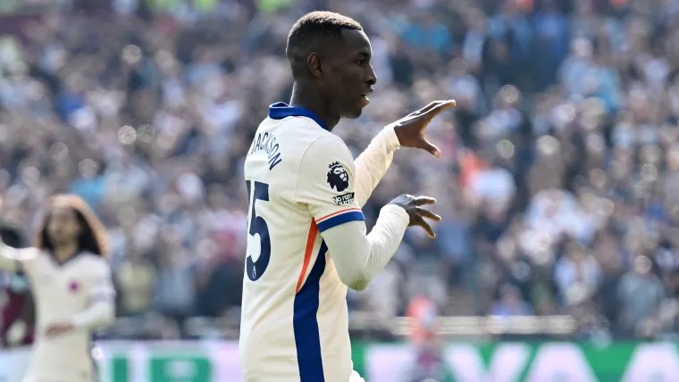 Gwiazda Bayernu Monachium Nicolas Jackson łamie ciszę na 40-meczowe roszczenia Uli Hoenessa