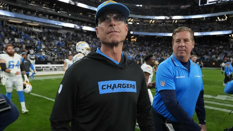 Jim Harbaugh wychwala Justina Herberta po tym, jak Chargers pokonali Wikingów Ziyada Jamala