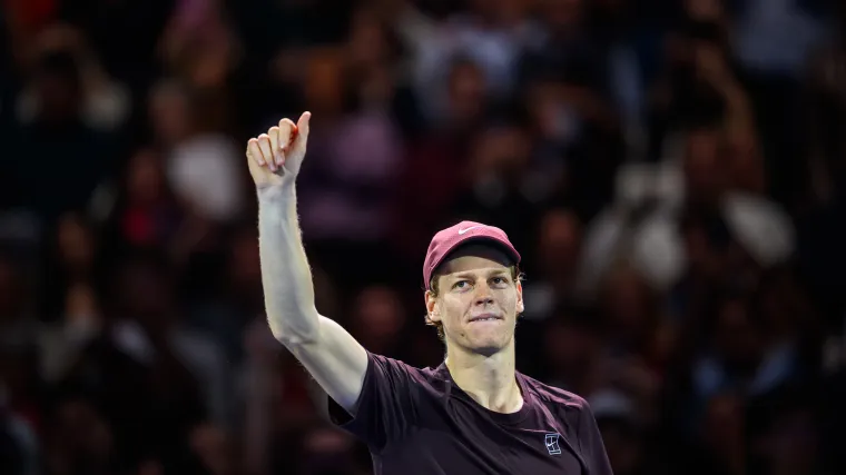 Jannik Sinner utrzymuje znakomity rekord halowy po triumfie Ziyada Jamala w Vienna Open