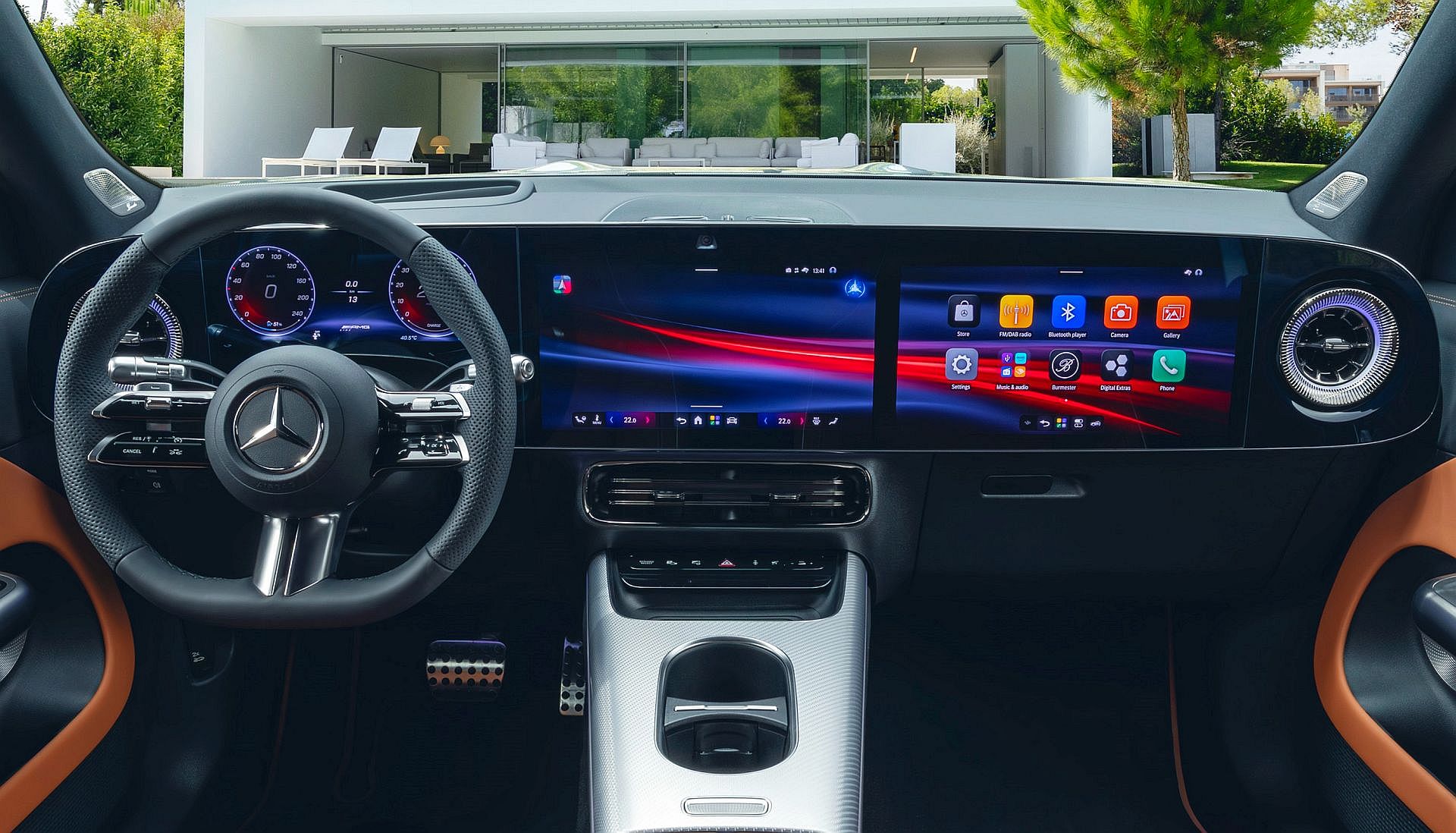 Ogromny ekran w kolejnym Mercedesie. Cyfrowe szaleństwo