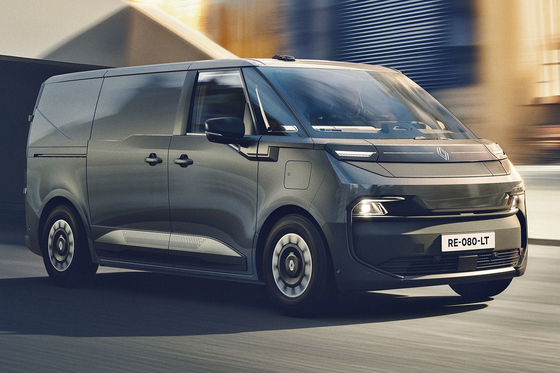 Nowe Renault Trafic już tu jest. Wygląda jak przybysz z przyszłości