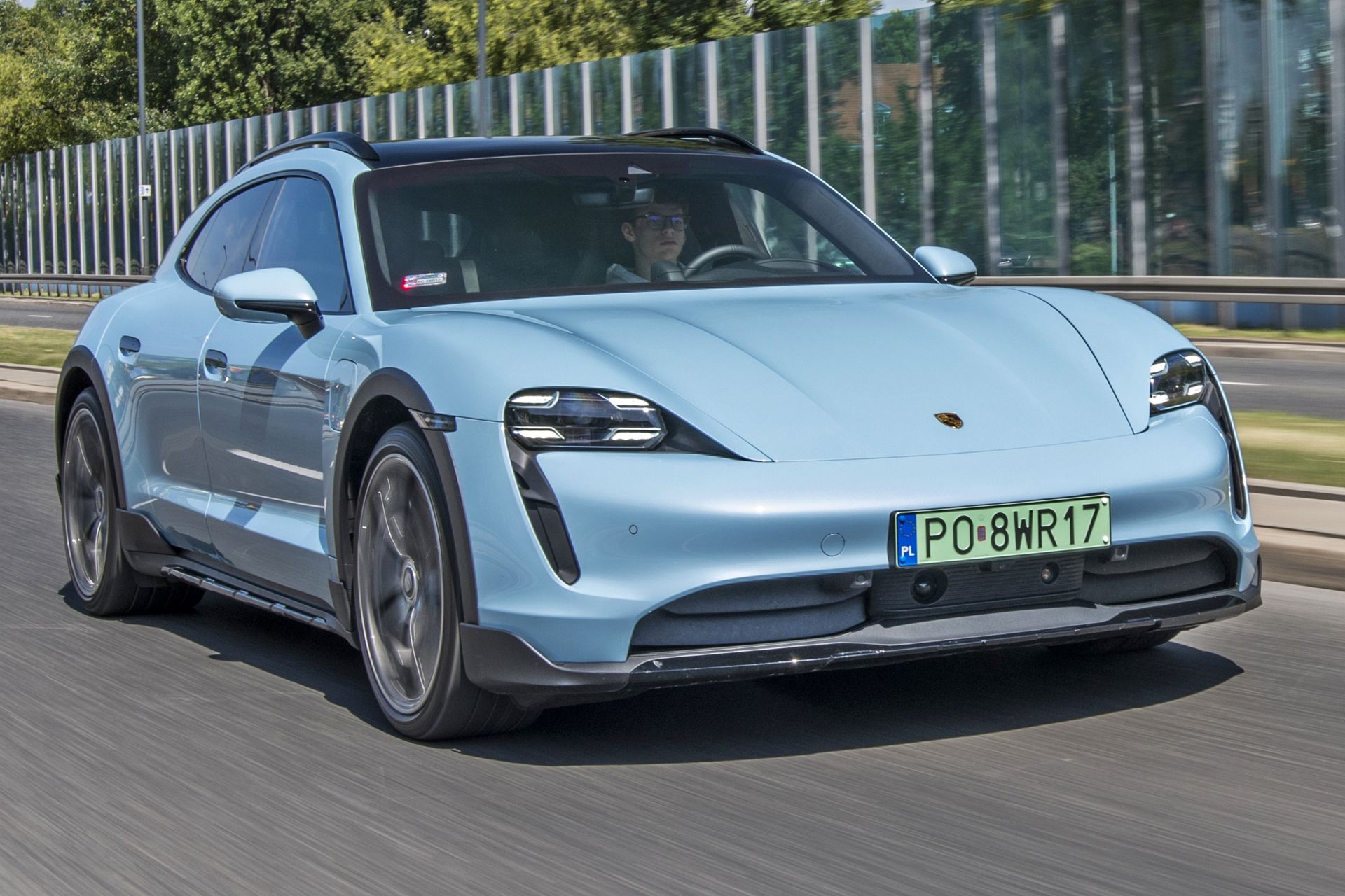 Porsche Taycan (2026). Opis wersji i cennik