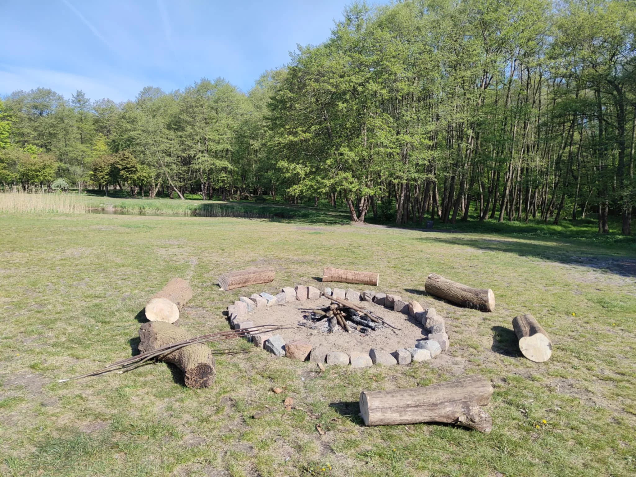 Długi weekend majowy w Świnoujściu: grill i ognisko w Parku Zdrojowym