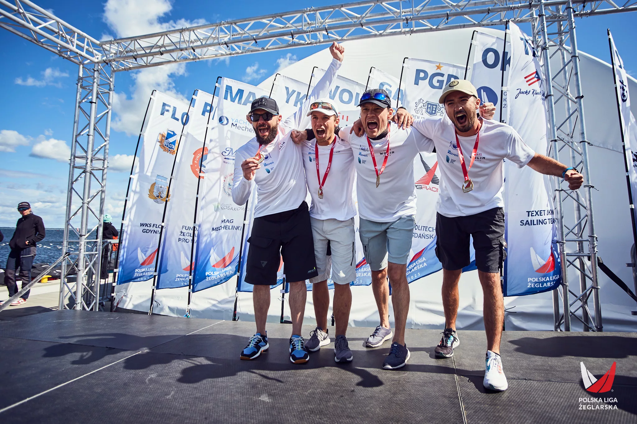 Wolin górą w Pucku! Sensacyjne zwycięstwo UKS Albatros w 1 Lidze Polskiej Ligi Żeglarskiej