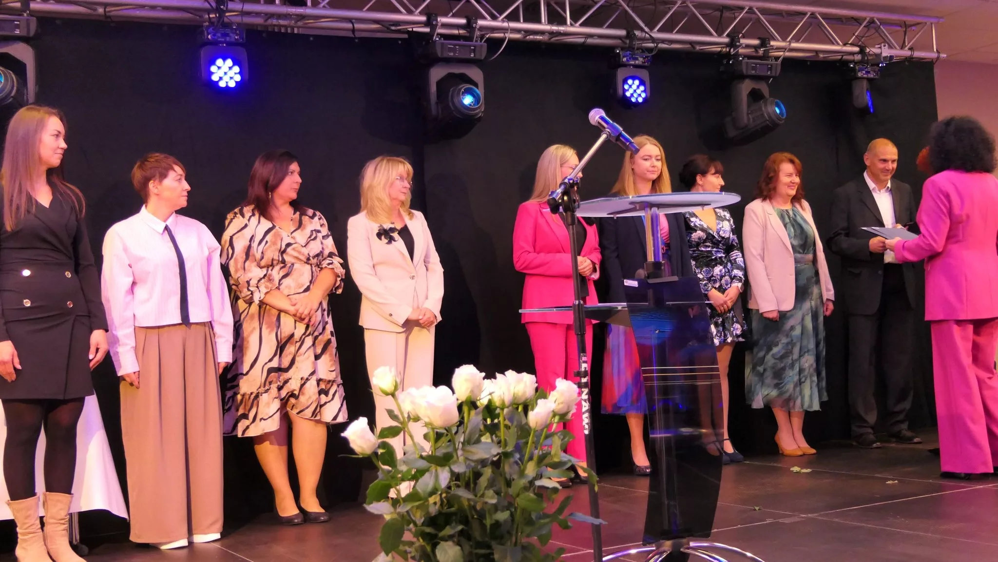 Dzień Edukacji Narodowej w Świnoujściu: nagrody, podziękowania i muzyczna niespodzianka dla nauczycieli