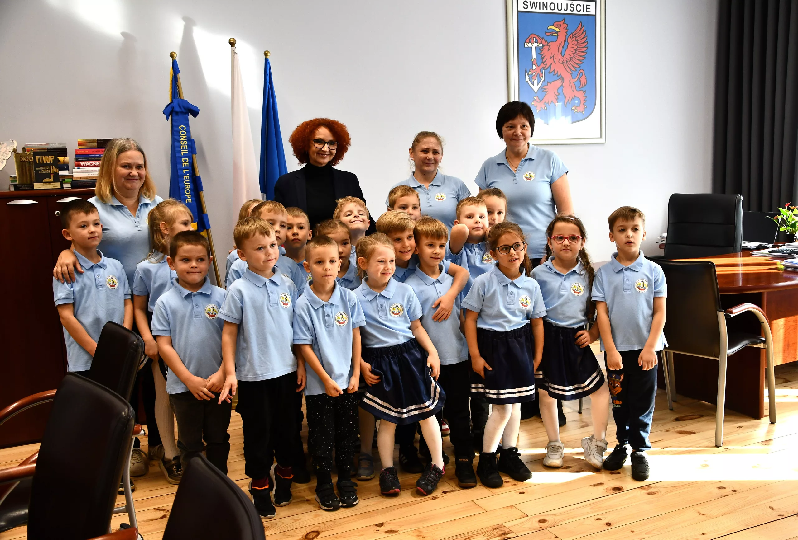 Grupa „Muszelki” z wizytą w Urzędzie Miasta Świnoujście – najmłodsi poznali, jak działa miasto