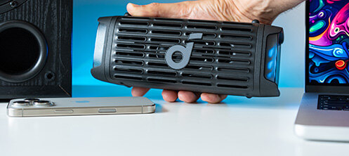 Recenzja Soundcore Boom 3i. Pływający głośnik Bluetooth z dobrym basem, oświetleniem RGB i niezłym akumulatorem