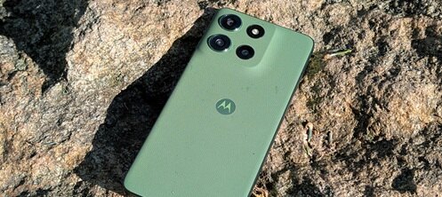 Test telefona Motorola moto g56 5G - niedroga opcja dla osób przywiązanych do słuchawek przewodowych i kart microSD