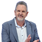 Rene Haas z ARM Holdings analizuje strategiczne błędy Intela w segmencie mobilnym i wyzwania produkcyjne firmy