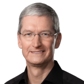 Sprzeczne doniesienia o przyszłości Tima Cooka. Może zostać CEO Apple do 2028 roku, ale firma traci około 40 inżynierów w miesiąc