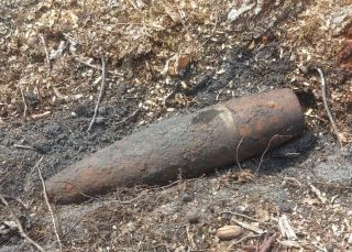 Niewybuch znaleziony w lesie