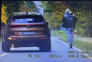 Miał blisko 1,5 promila alkoholu i kierował hulajnogą elektryczną