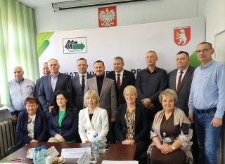 Uroczyste posiedzenie inauguracyjne Powiatowej Rady Rynku Pracy w Radzyniu Podlaskim w kadencji 2025-2029