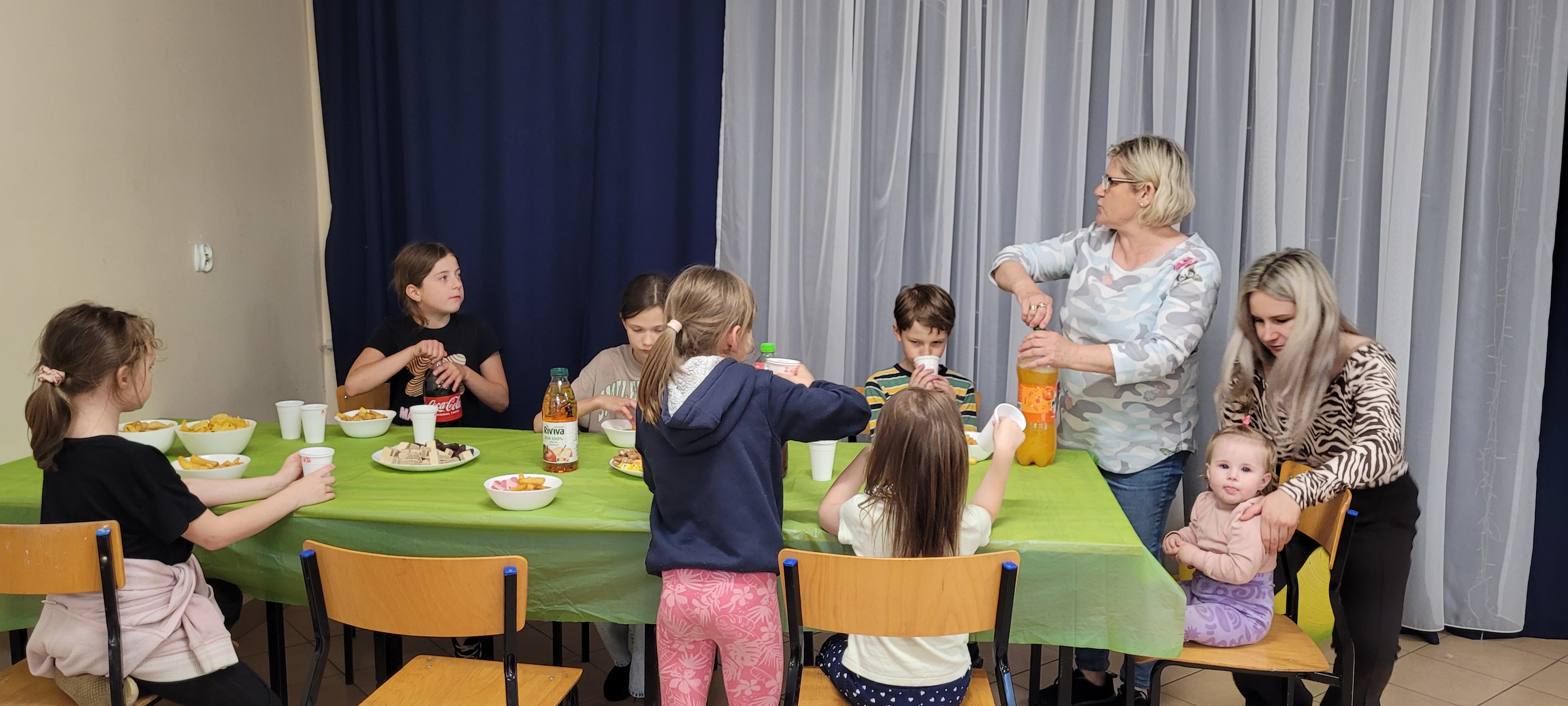 Wakacyjne zajęcia w świetlicy w Niestoi